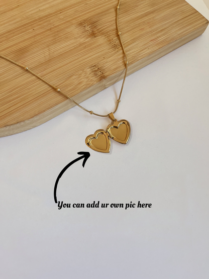 Picture In Pendant Necklace - 18k Gold Plated